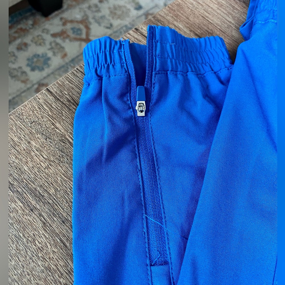 Easy Stretch By Butter-Soft Scrub Set - image 2